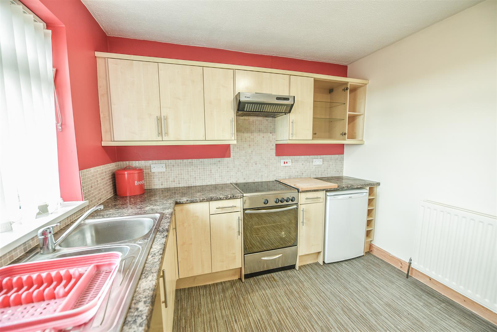 Linbridge Drive, Newcastle Upon Tyne, photo 5