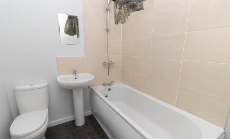 Saltwell Road, Gateshead, photo 17