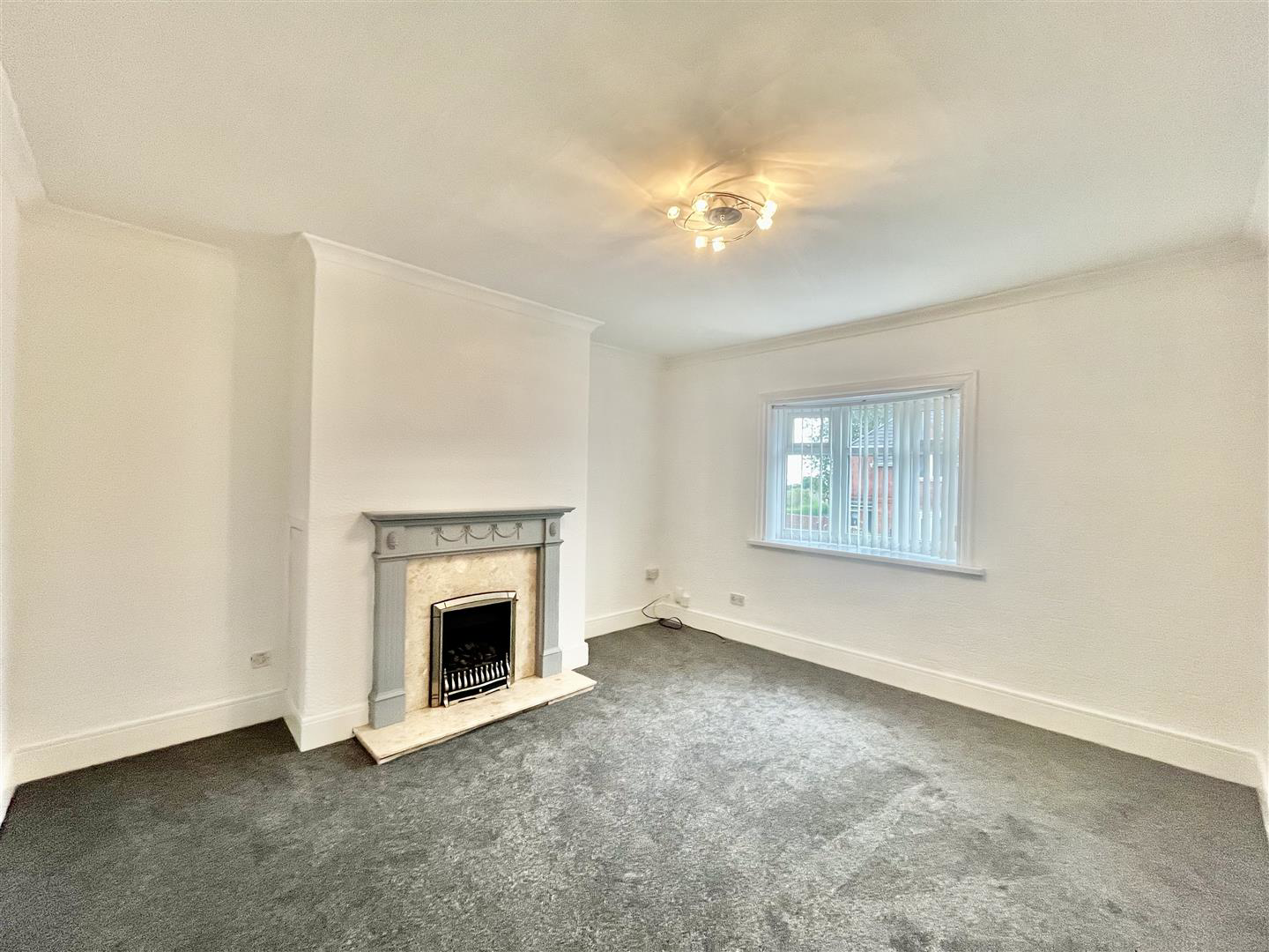 Broadway, Carr Hill, Gateshead, photo 2