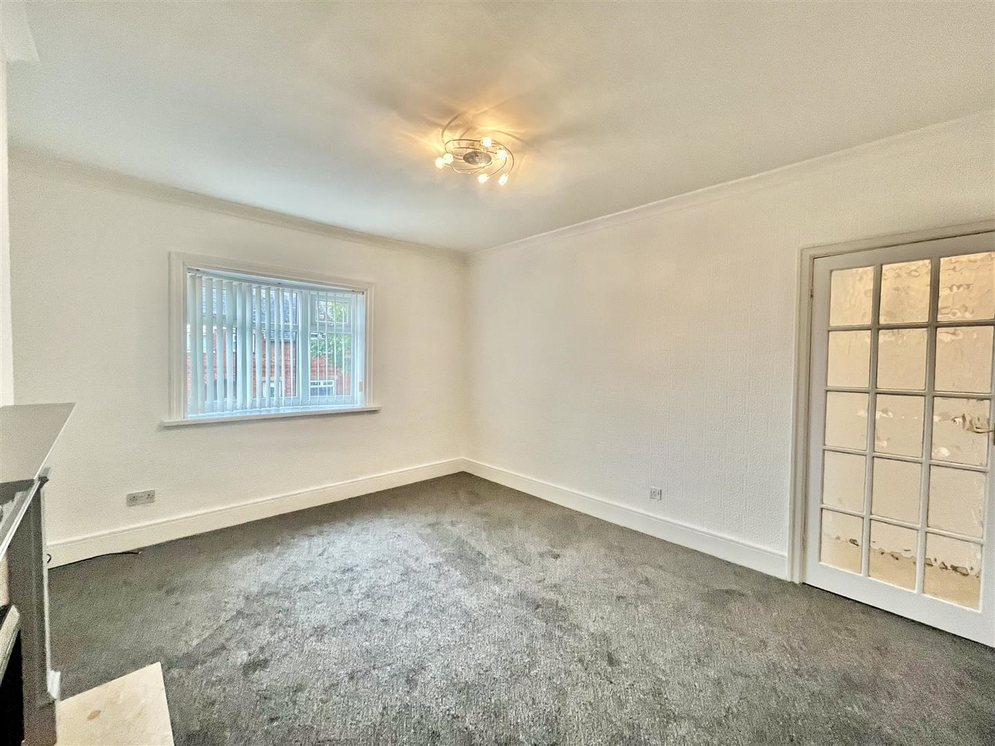 Broadway, Carr Hill, Gateshead, photo 3