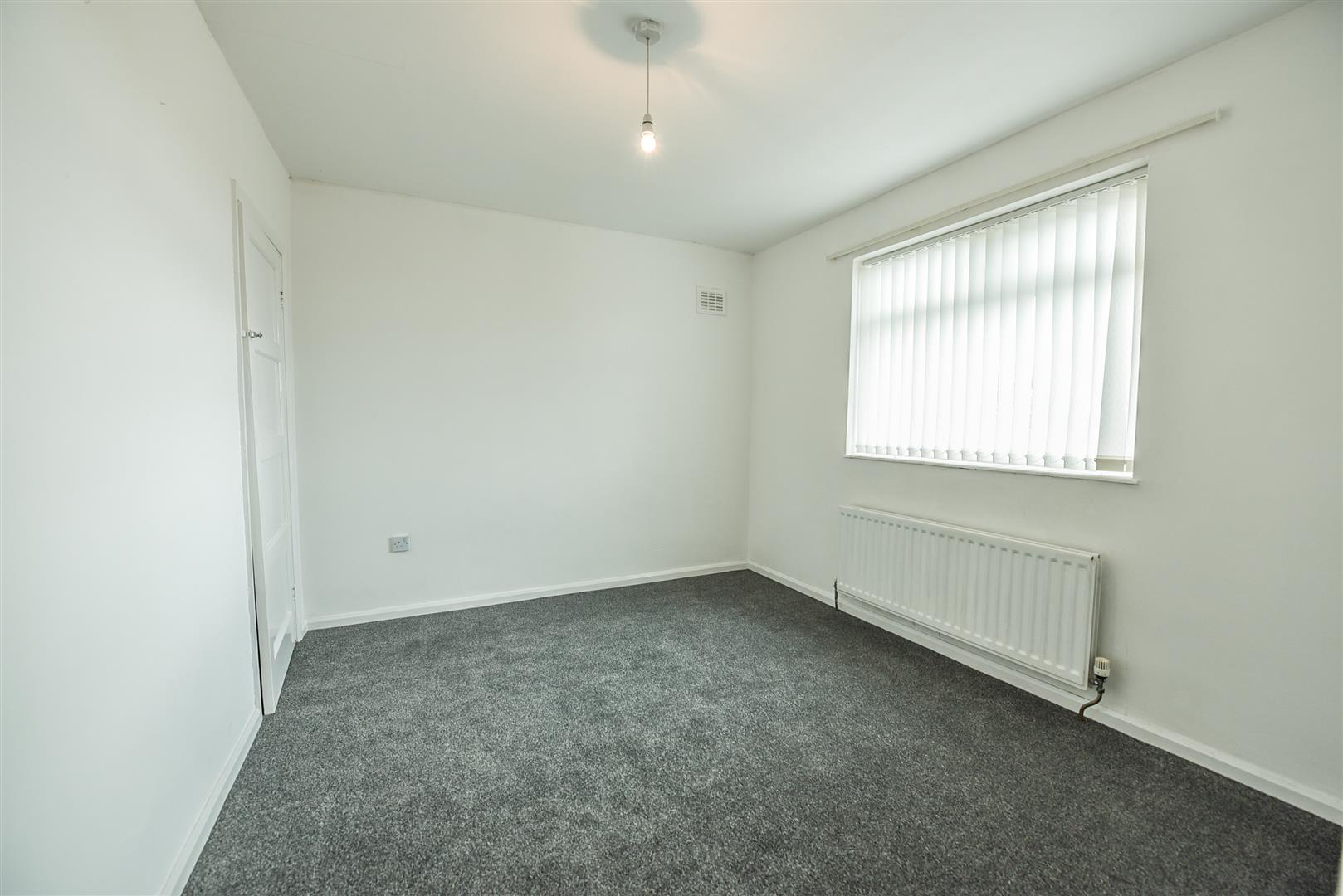 Linbridge Drive, Newcastle Upon Tyne, photo 8