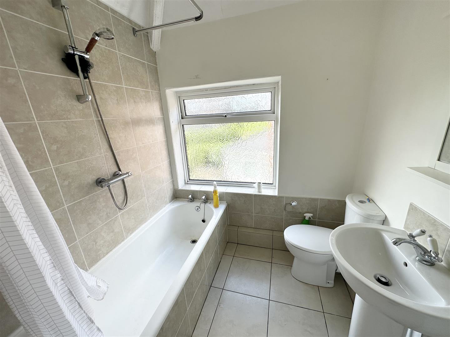 Larne Crescent, Low Fell, photo 9