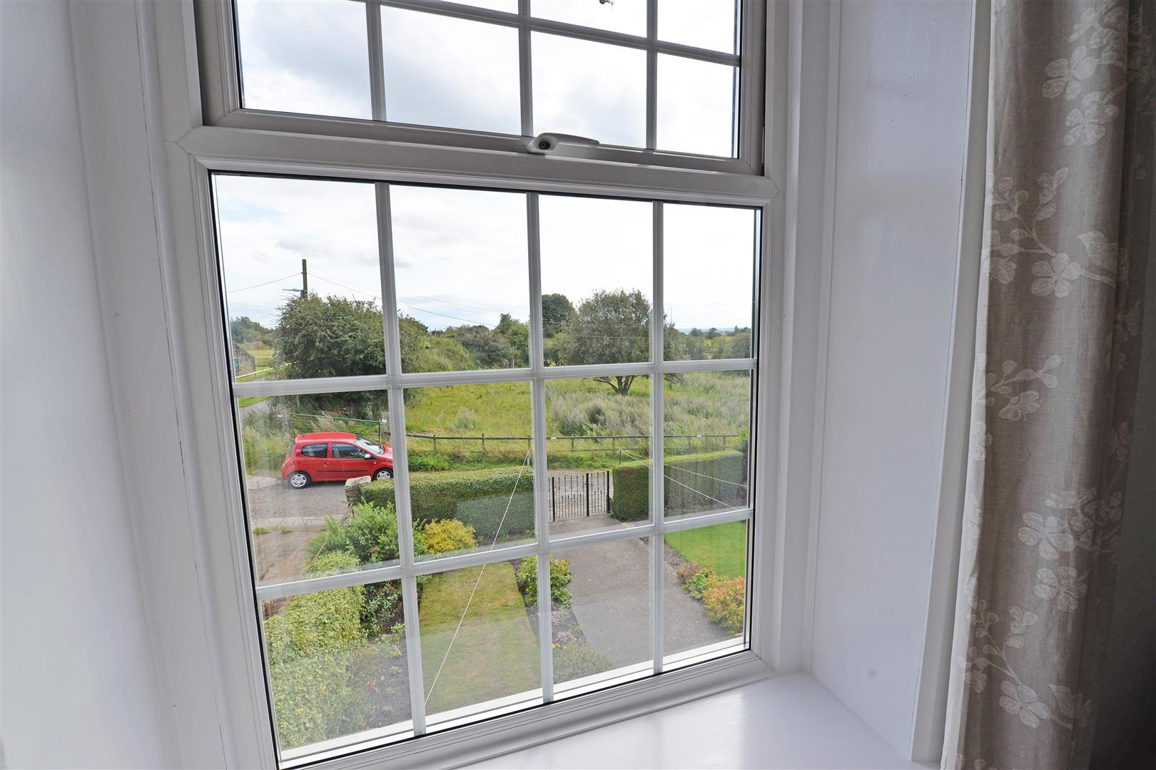 Thomas Street, Eighton Banks, photo 12