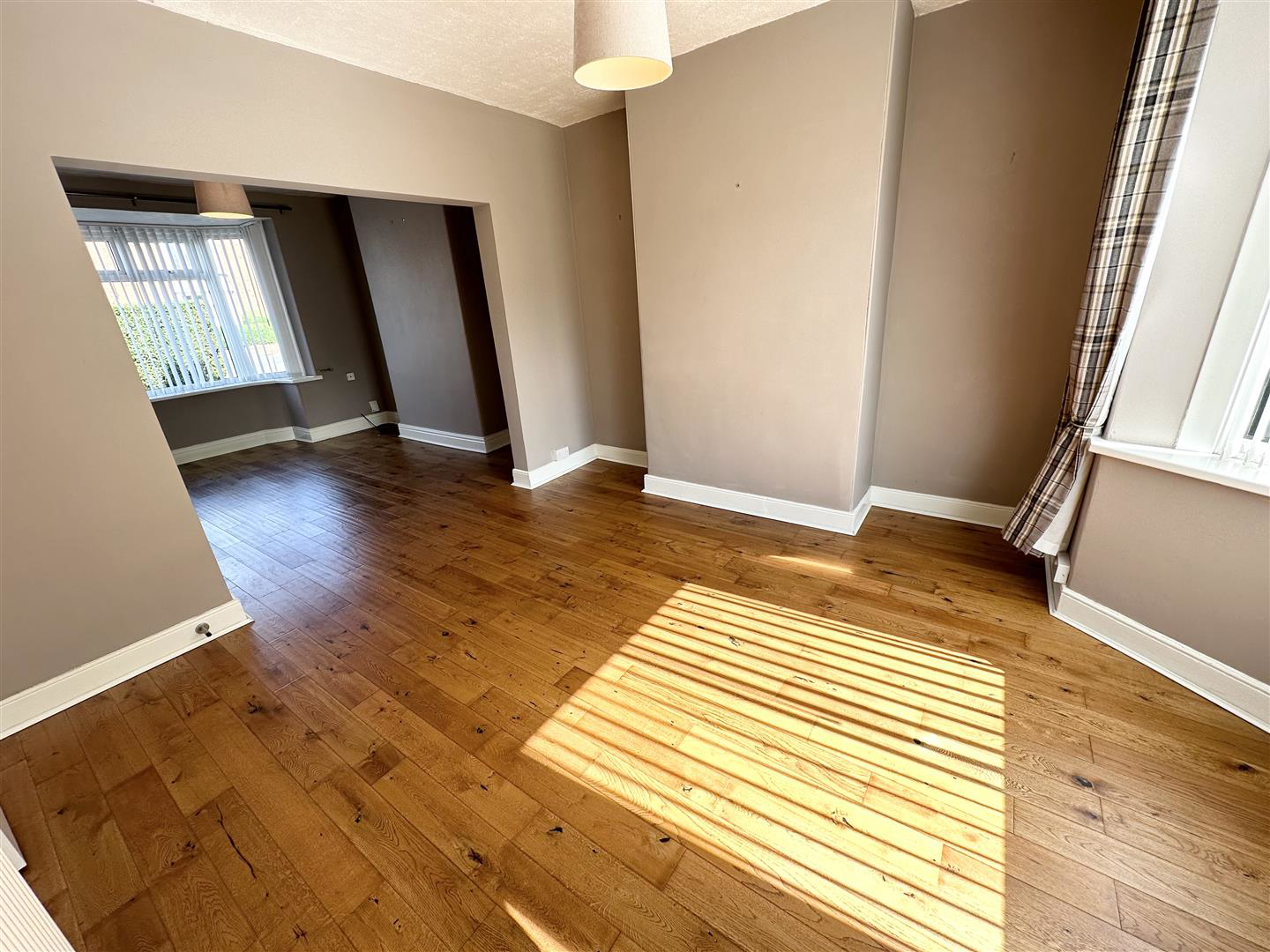 Larne Crescent, Low Fell, photo 5