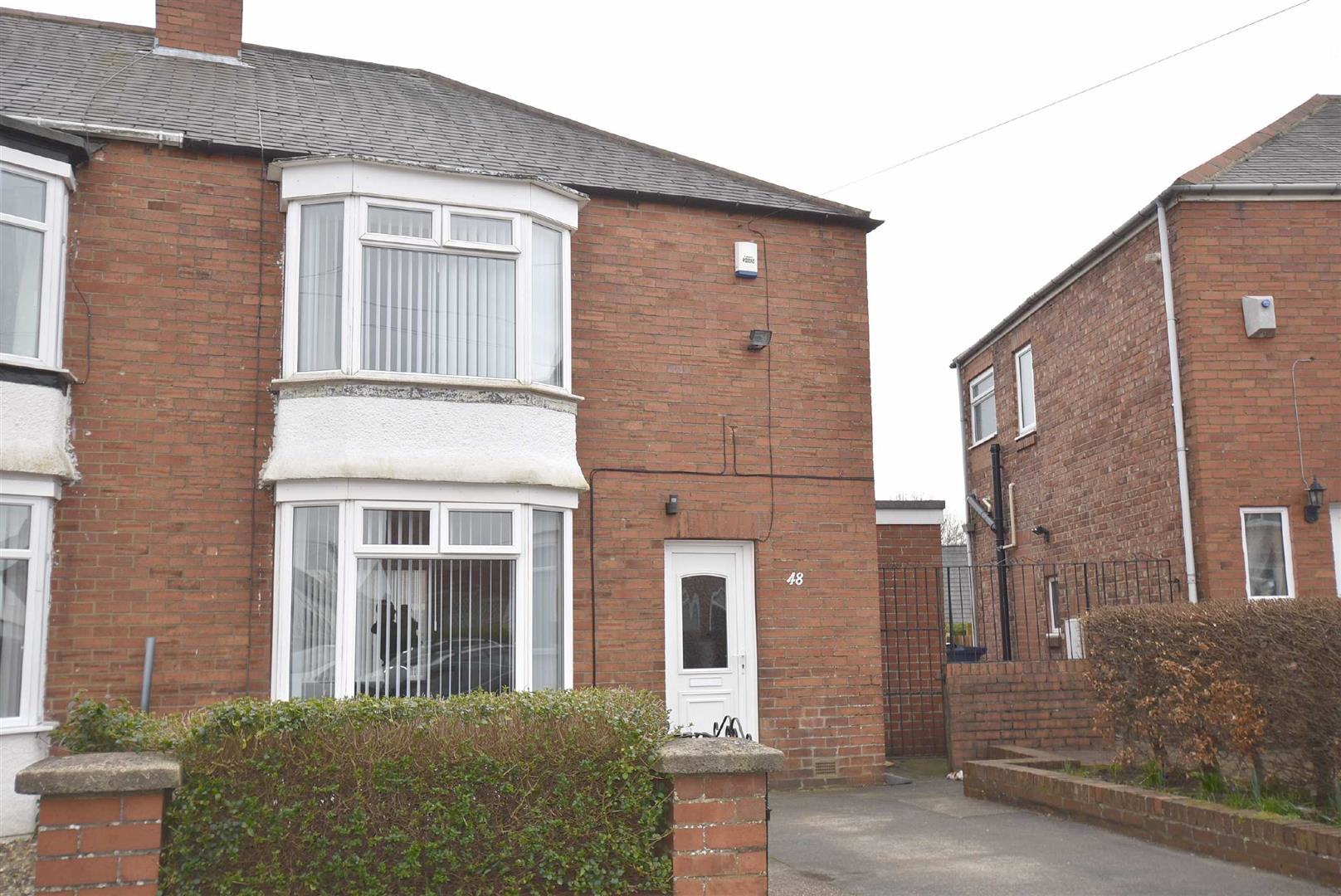 Larne Crescent