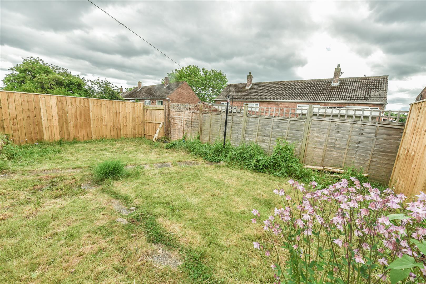 Linbridge Drive, Newcastle Upon Tyne, photo 10