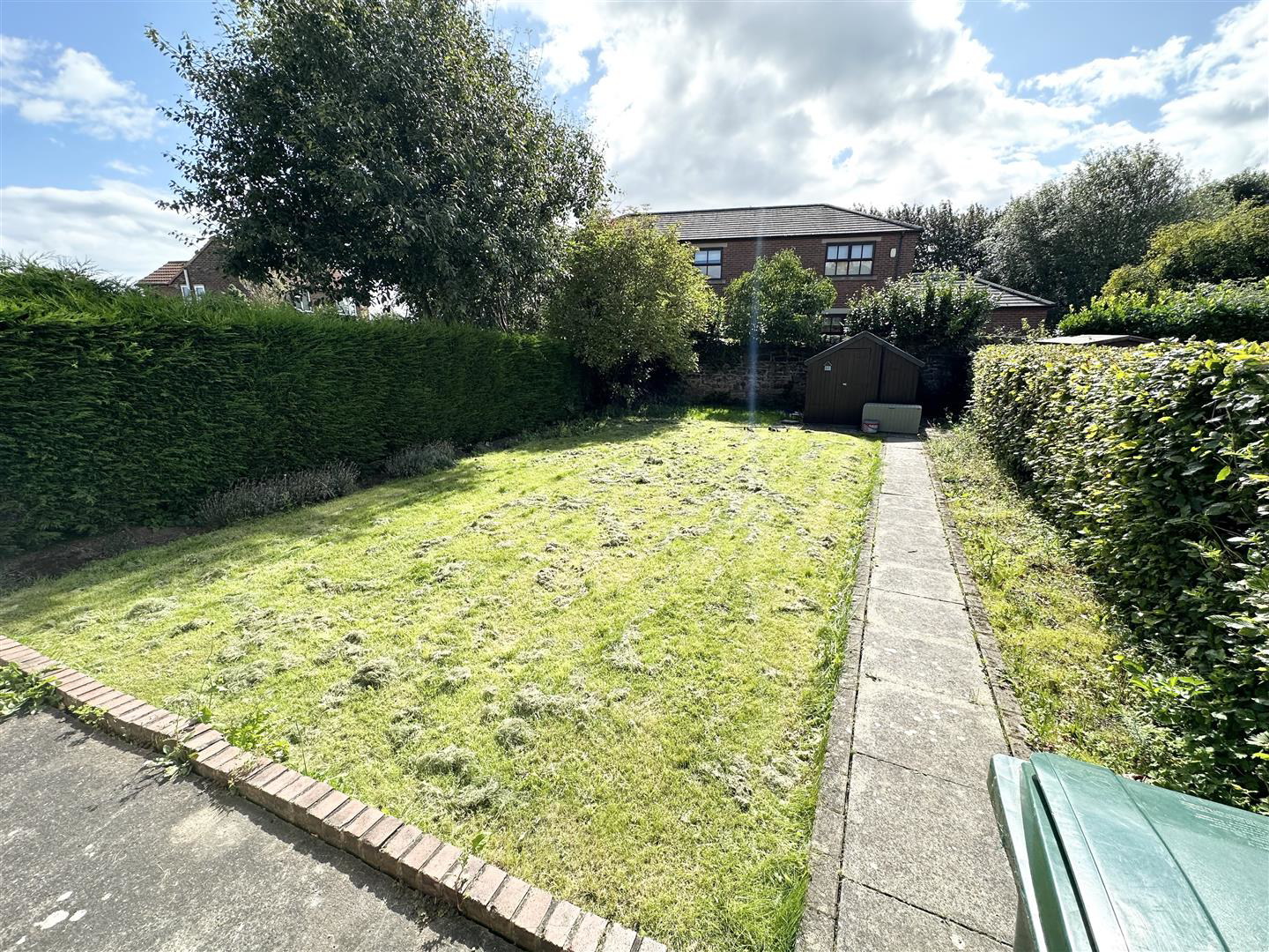 Larne Crescent, Low Fell, photo 14