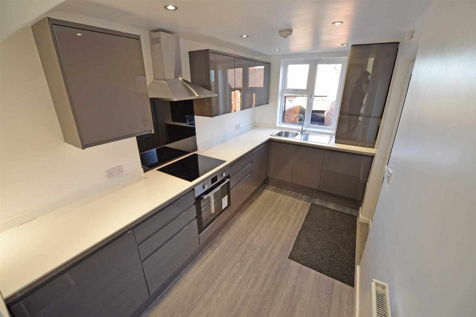 Neale Terrace, Birtley, photo 5