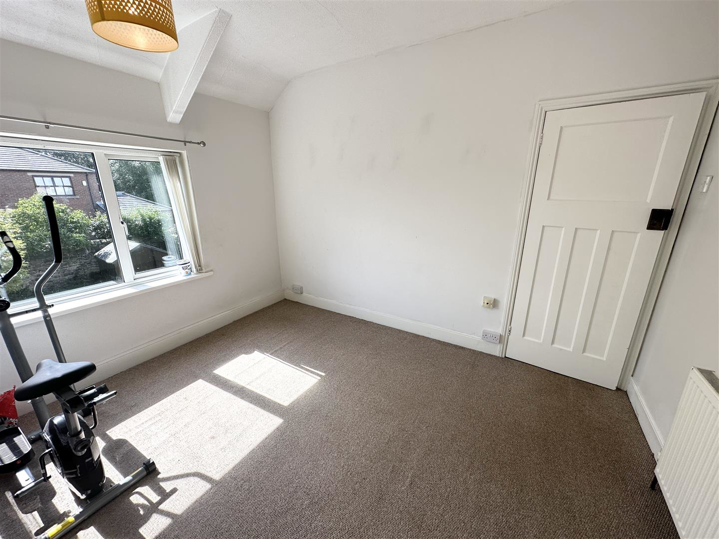 Larne Crescent, Low Fell, photo 13