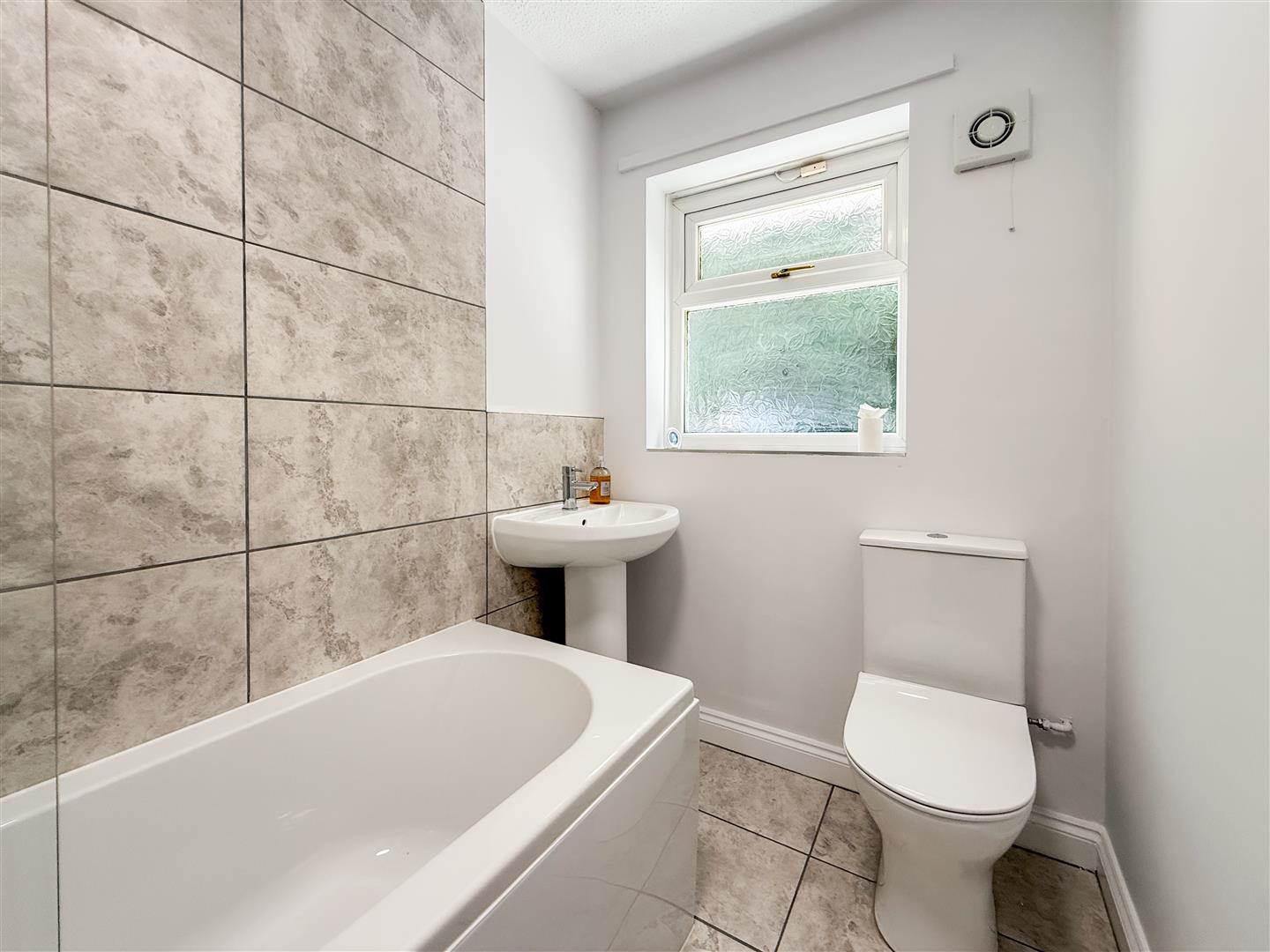 Festival Way, Dunston, photo 9