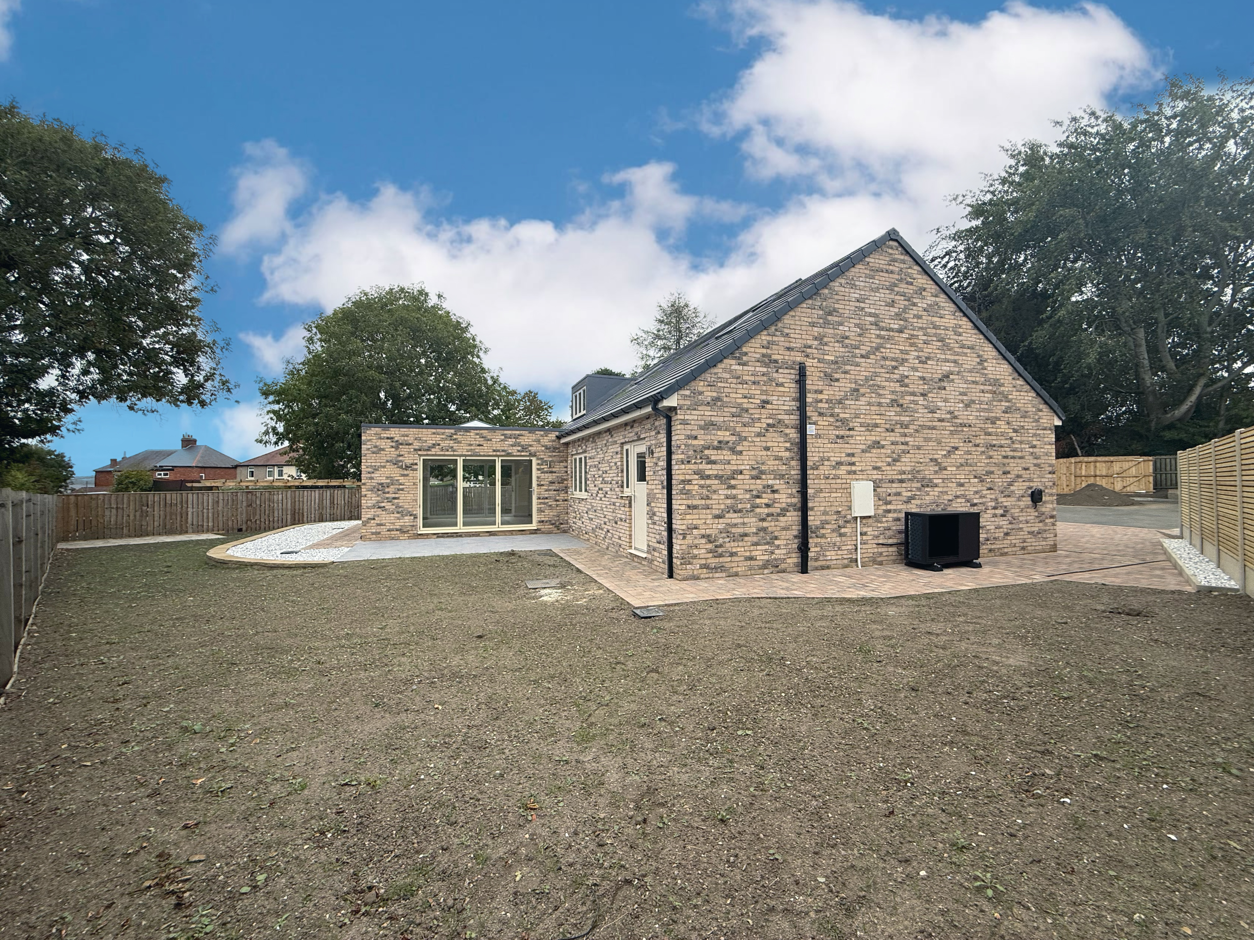 Dilly Court, Ryton, NE40, photo 26