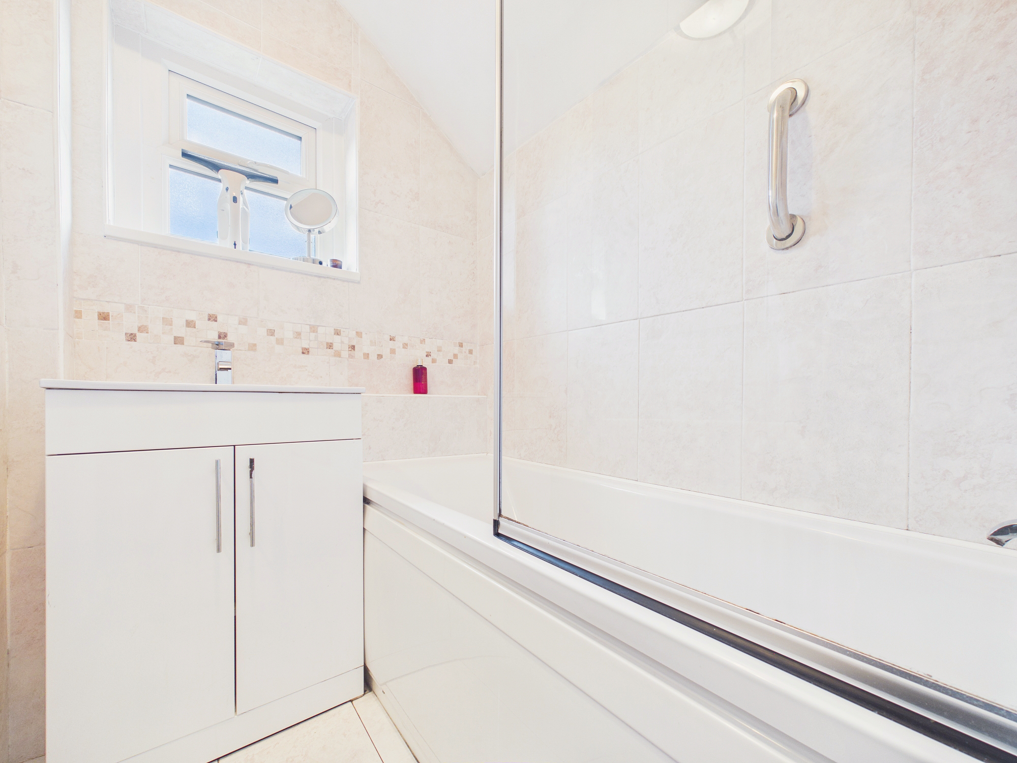 Ell-Dene Crescent, Gateshead, NE10, photo 12