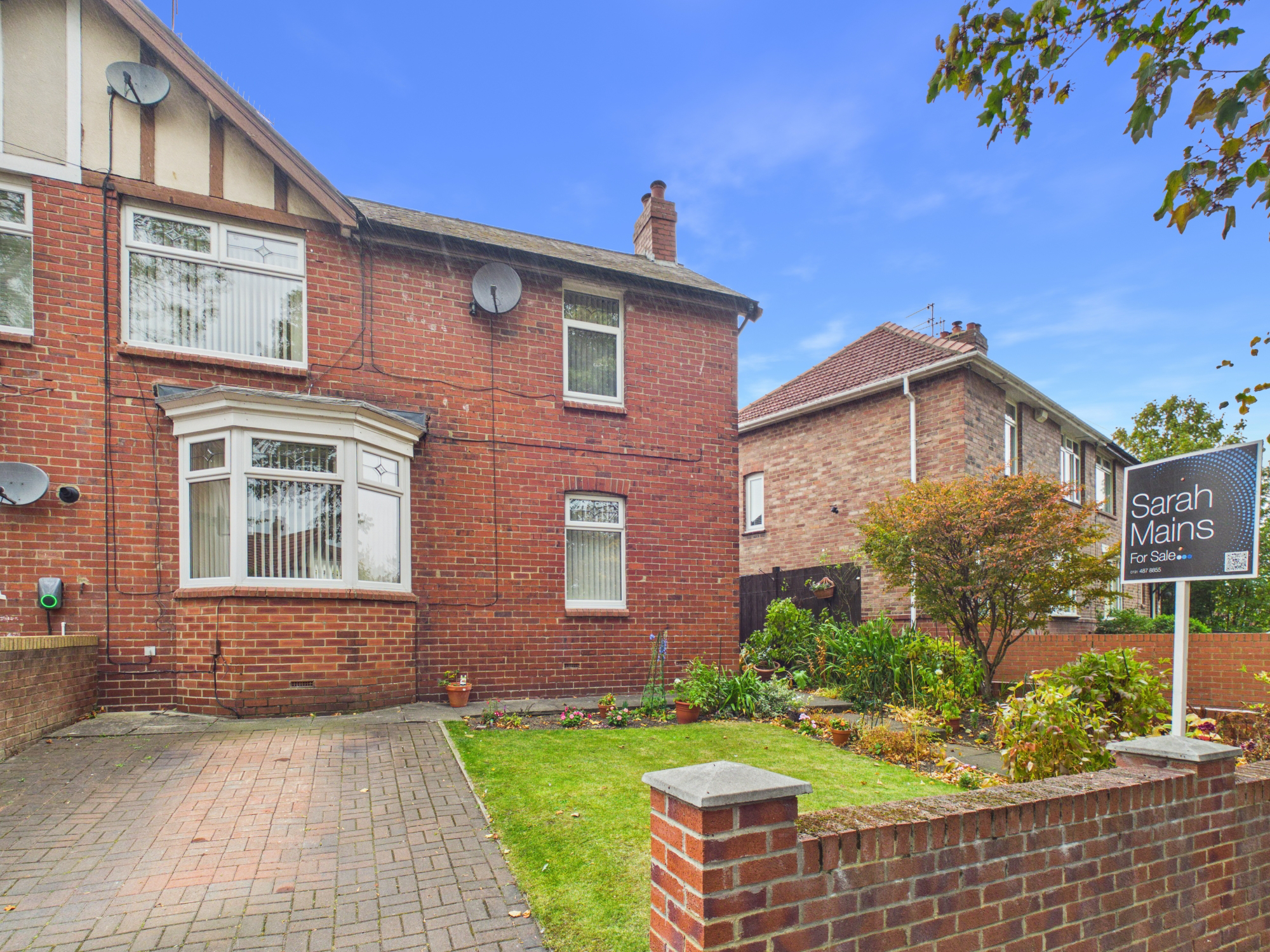 Ell-Dene Crescent, Gateshead, NE10