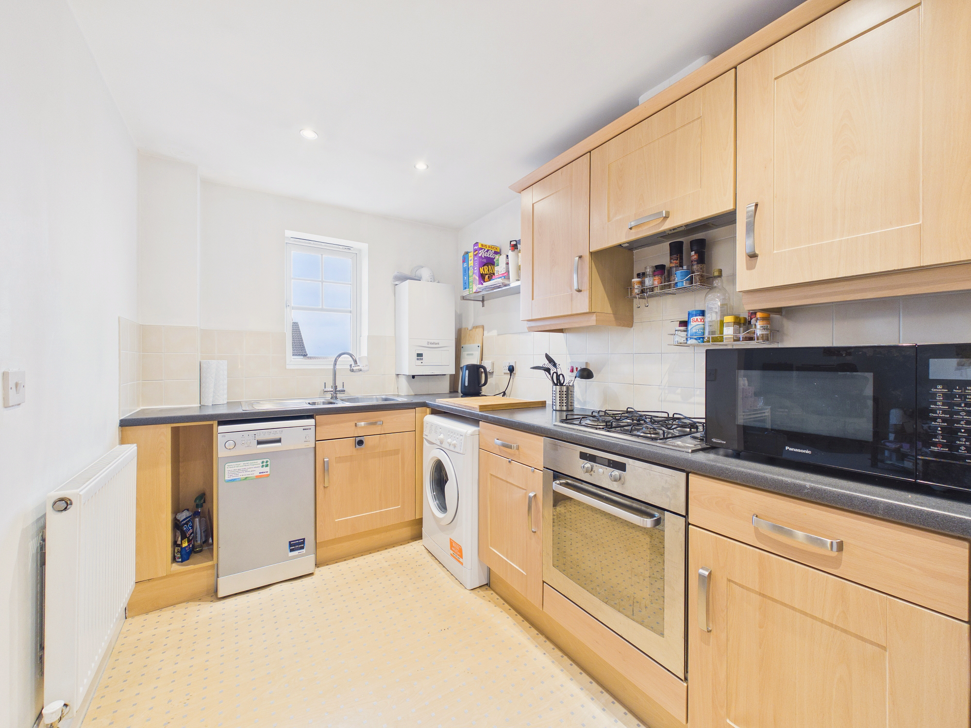 Ovett Gardens, St James Village, NE8, photo 2