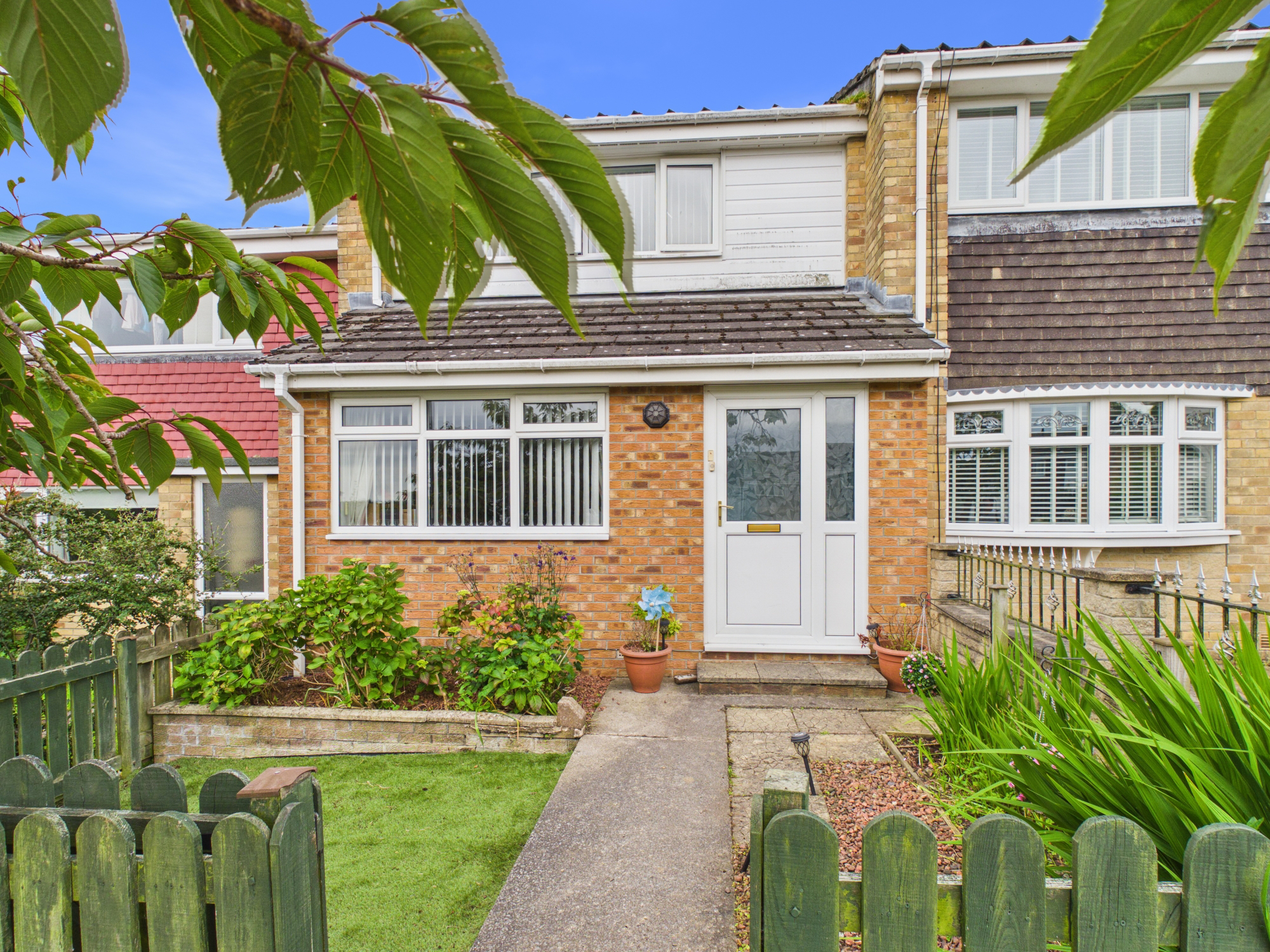Farm Close, Sunniside, NE16