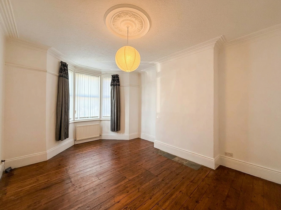 Faraday Grove, Gateshead, NE8, photo 3