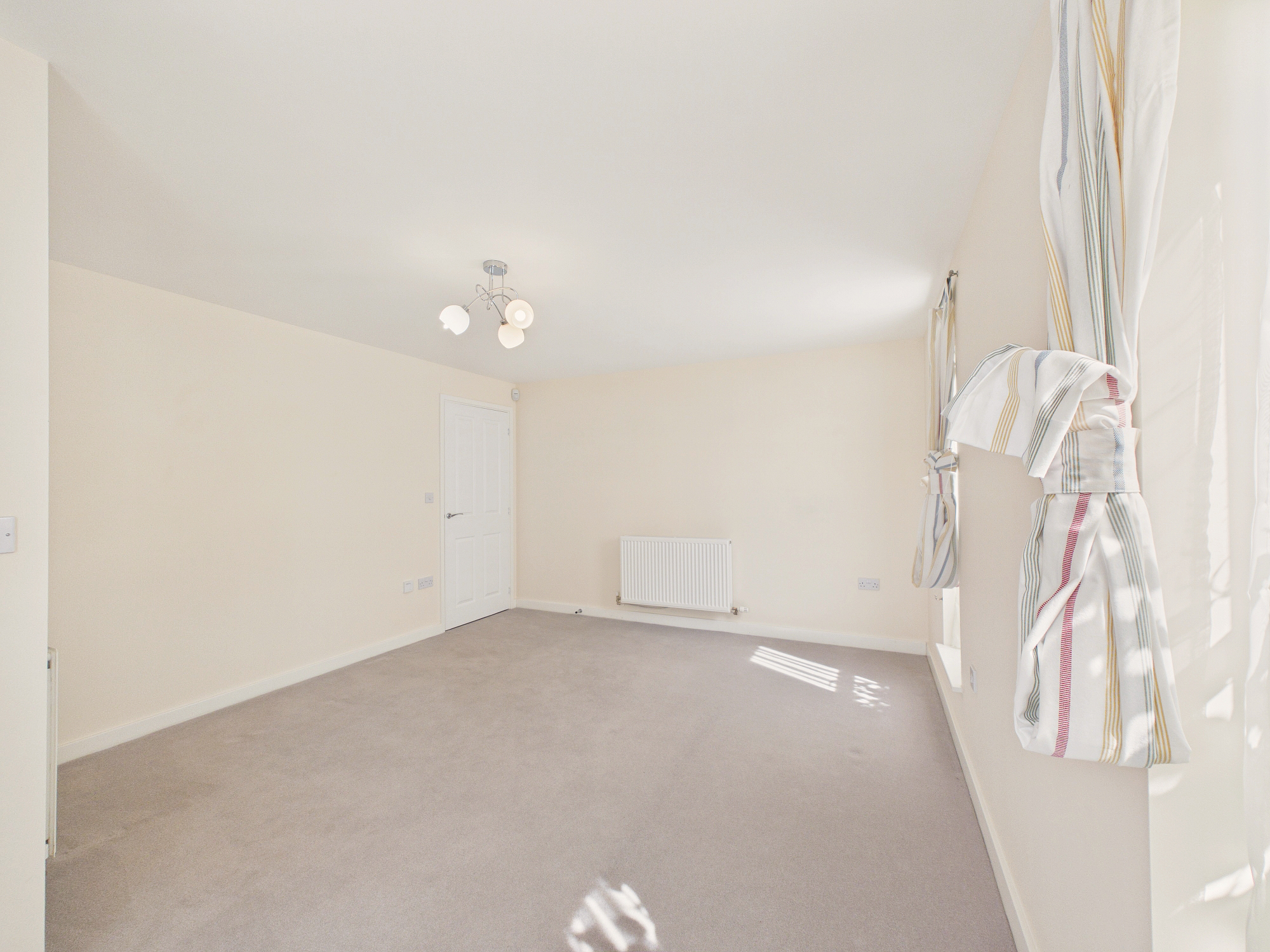 Featherwood Avenue, Newcastle Upon Tyne, NE15, photo 5