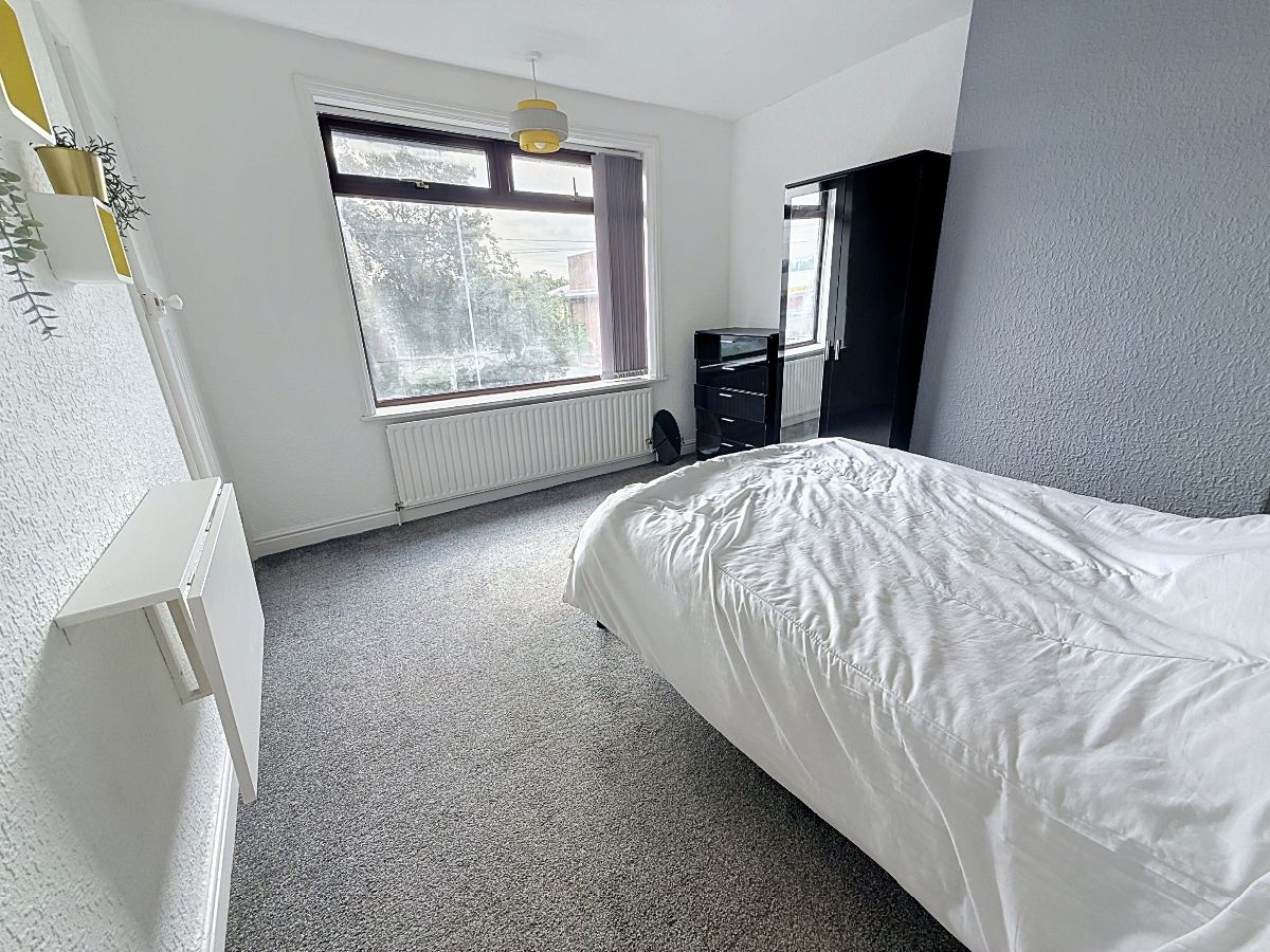 Leek Road, Stoke-on-Trent, Staffordshire, ST4 2BU, photo 3