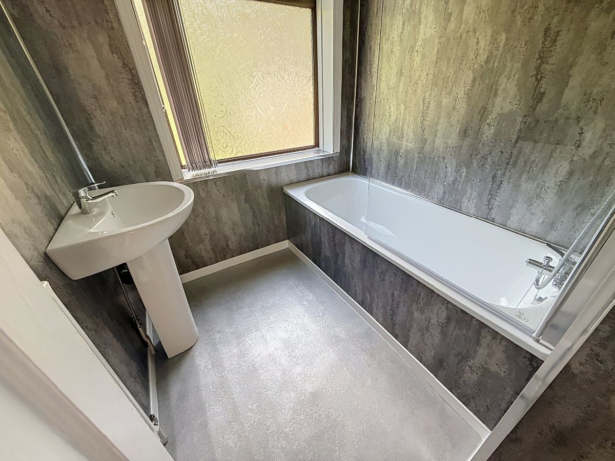 Leek Road, Stoke-on-Trent, Staffordshire, ST4 2BU, photo 6
