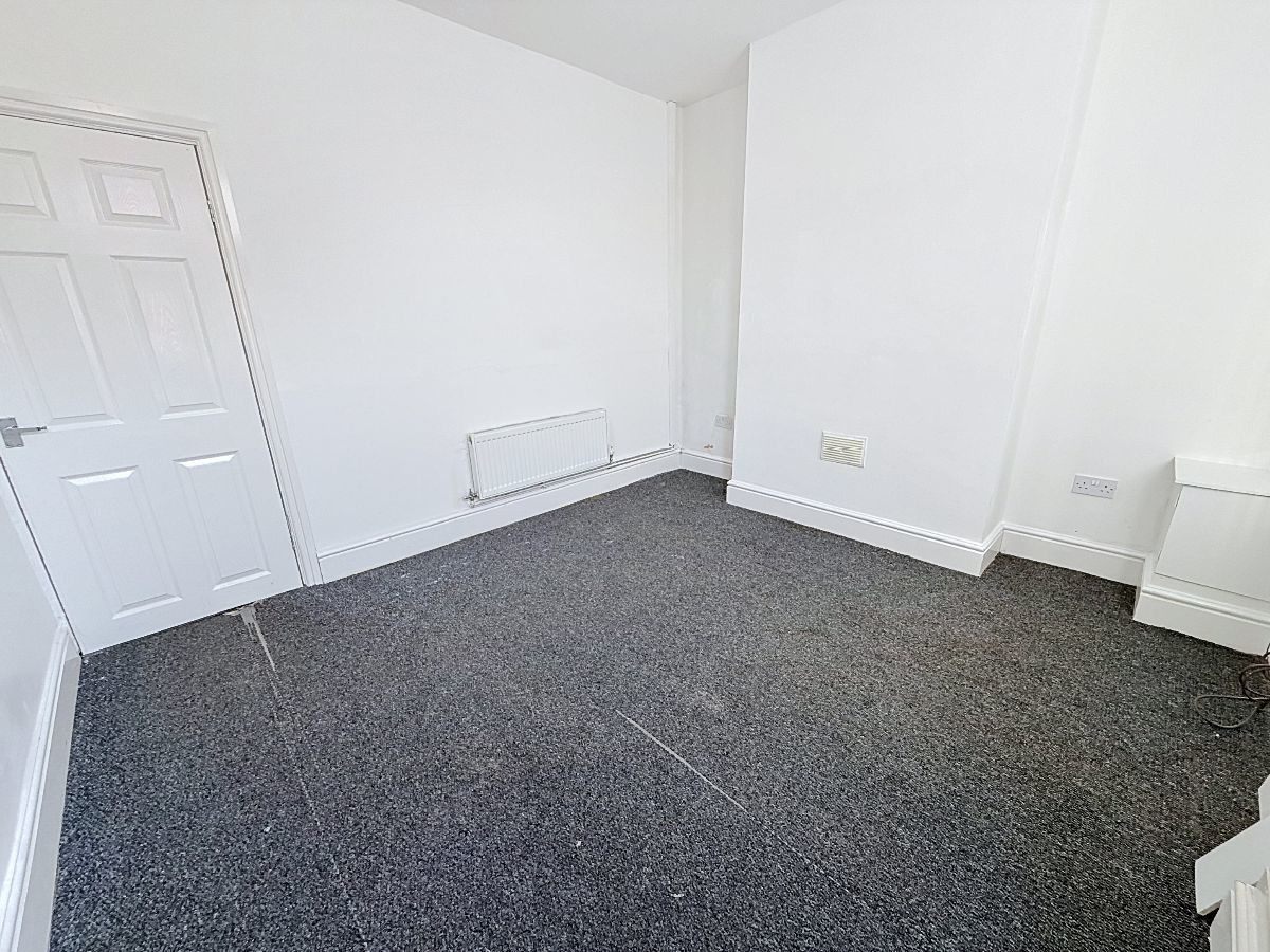 Collinson Road, Stoke-on-Trent, ST6 5RS, photo 2