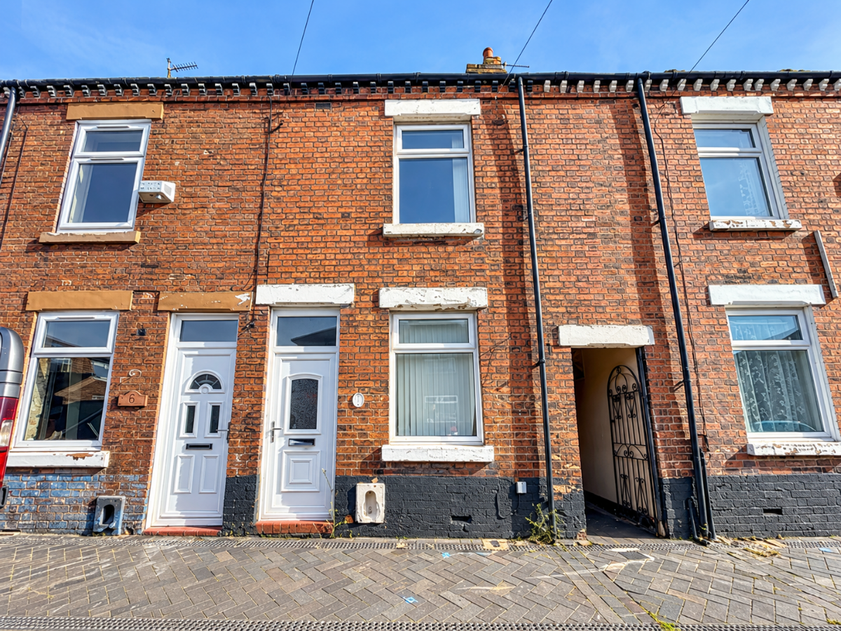 Collinson Road, Stoke-on-Trent, ST6 5RS
