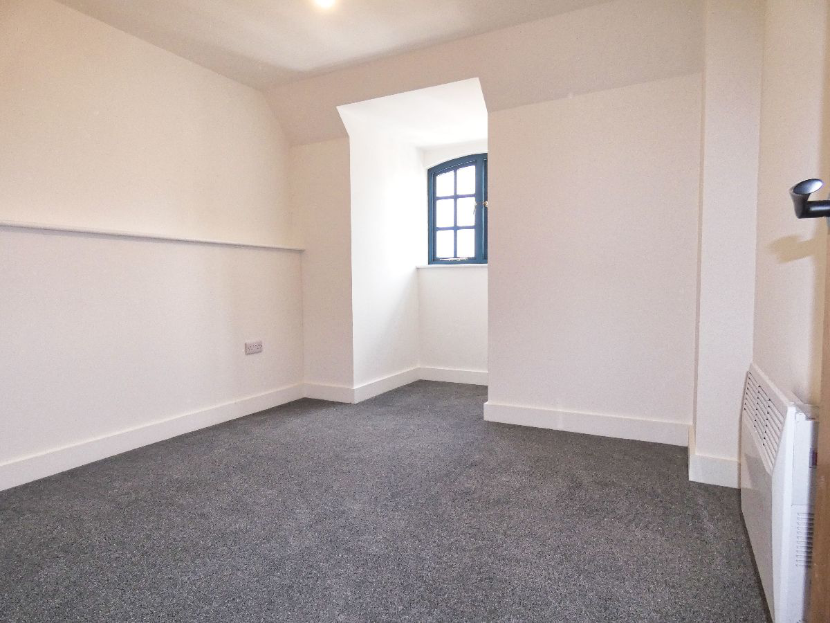 Apartment 16, Lyons Grove, Consort Street, ST4 1AN