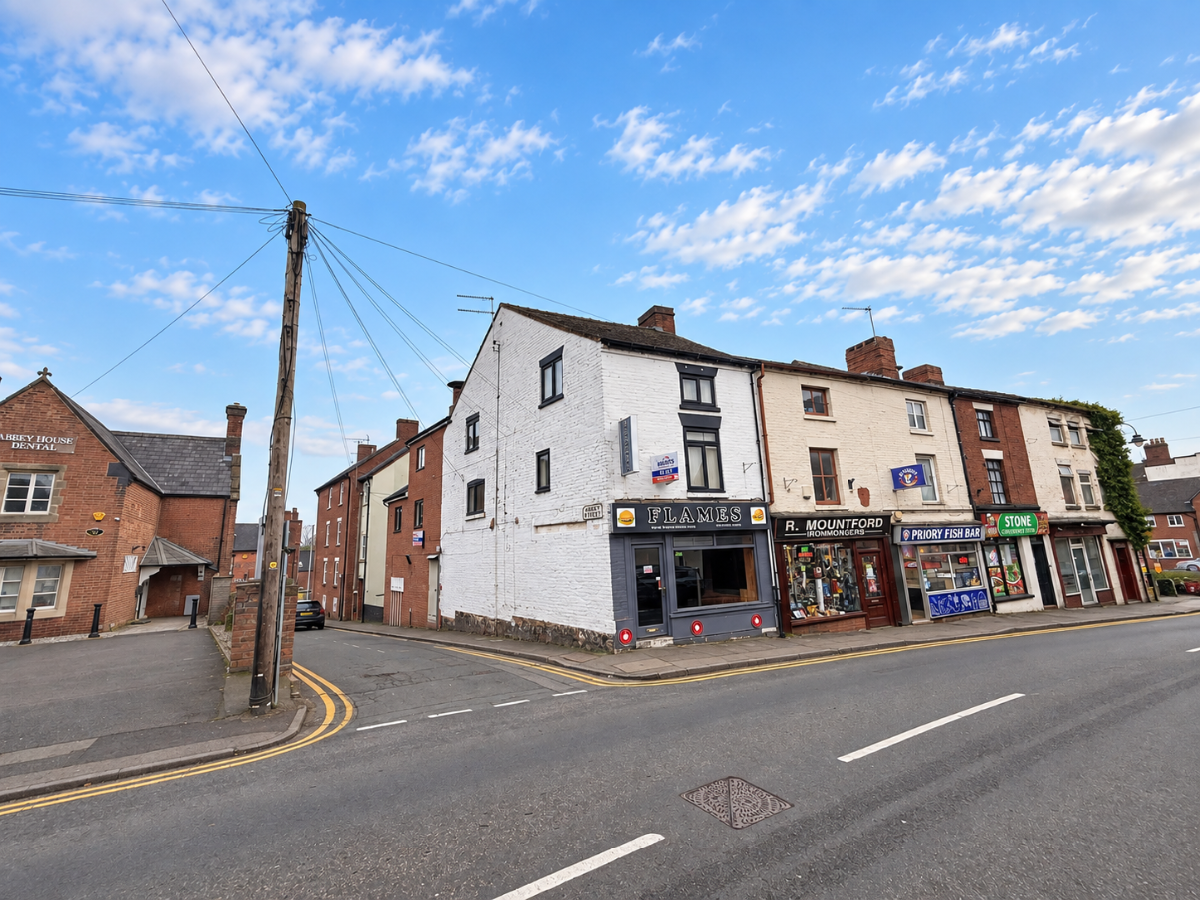 Flat d Lichfield Street, Stone, ST15 8NA