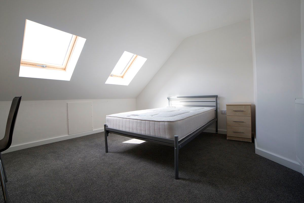 Lyme Valley Road, , Newcastle, ST5 3TF, photo 9