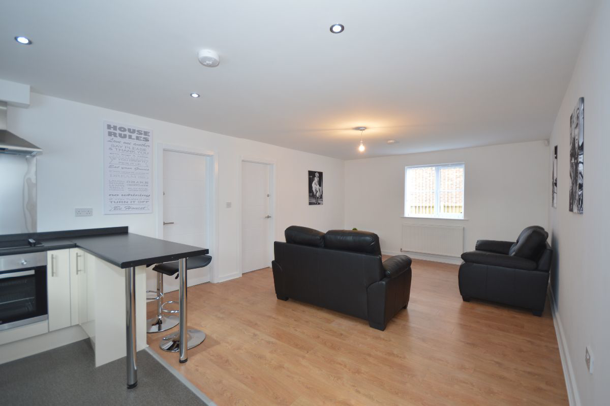 Lyme Valley Road , Newcastle Under Lyme, ST5 3TF, photo 5