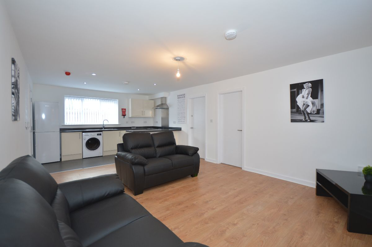 Lyme Valley Road , Newcastle Under Lyme, ST5 3TF, photo 6