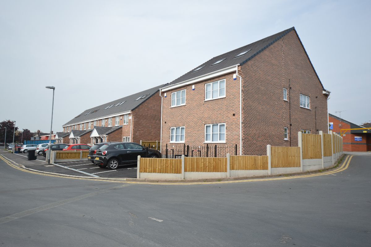 Lyme Valley Road , Newcastle Under Lyme, ST5 3TF, photo 14
