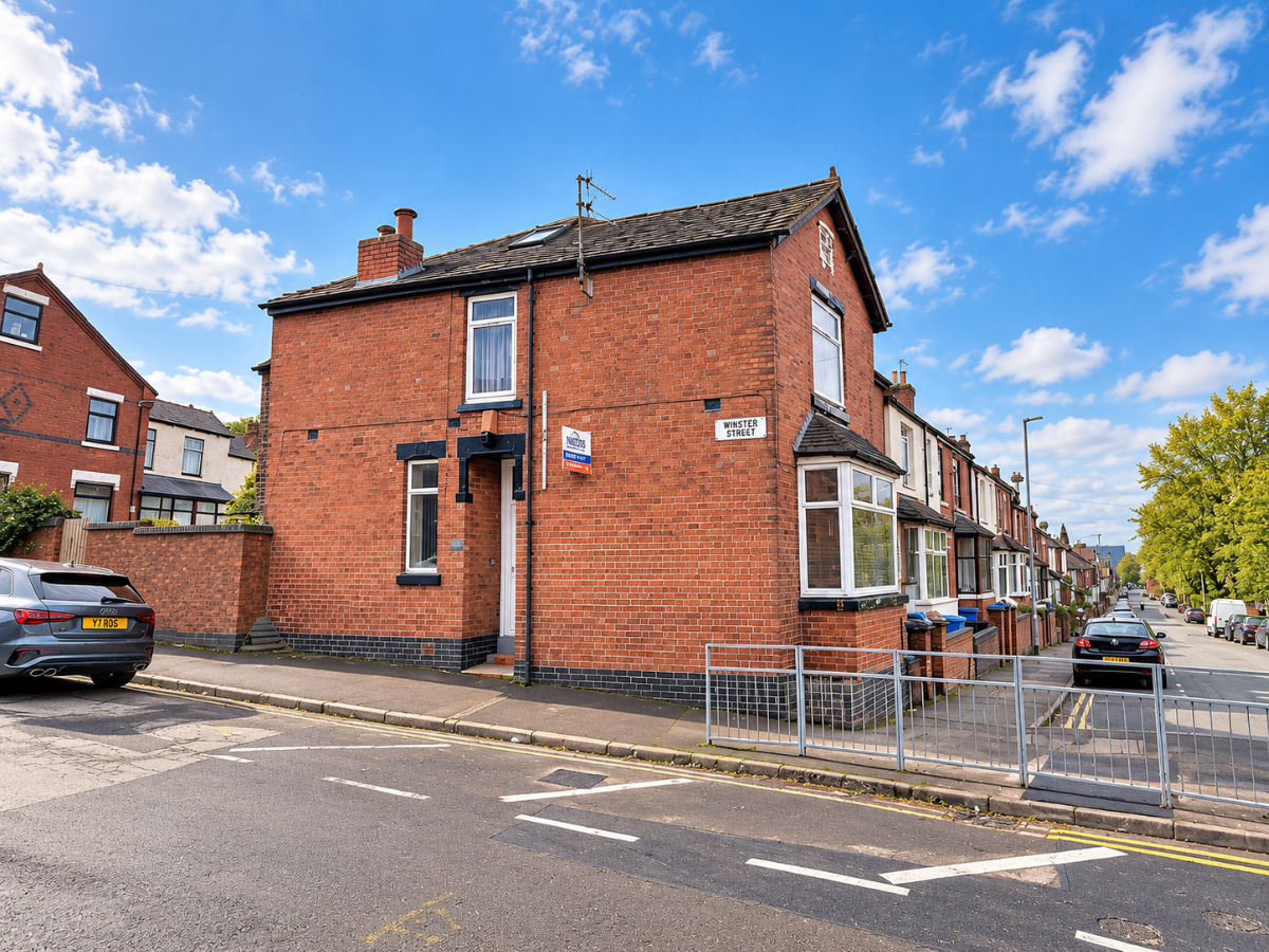 Minster Street, Stoke-on-Trent, Staffordshire, ST6 1EN