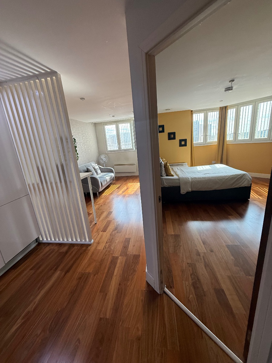 Apartment , Metropolitan House,  Hagley Road, Birmingham, photo 5