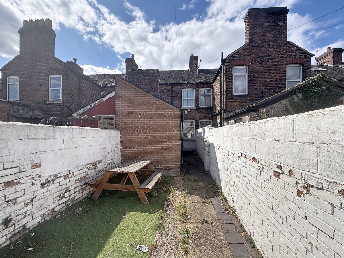 Guildford Street, Shelton, Stoke-on-Trent, Staffordshire, ST4 2EP, photo 14