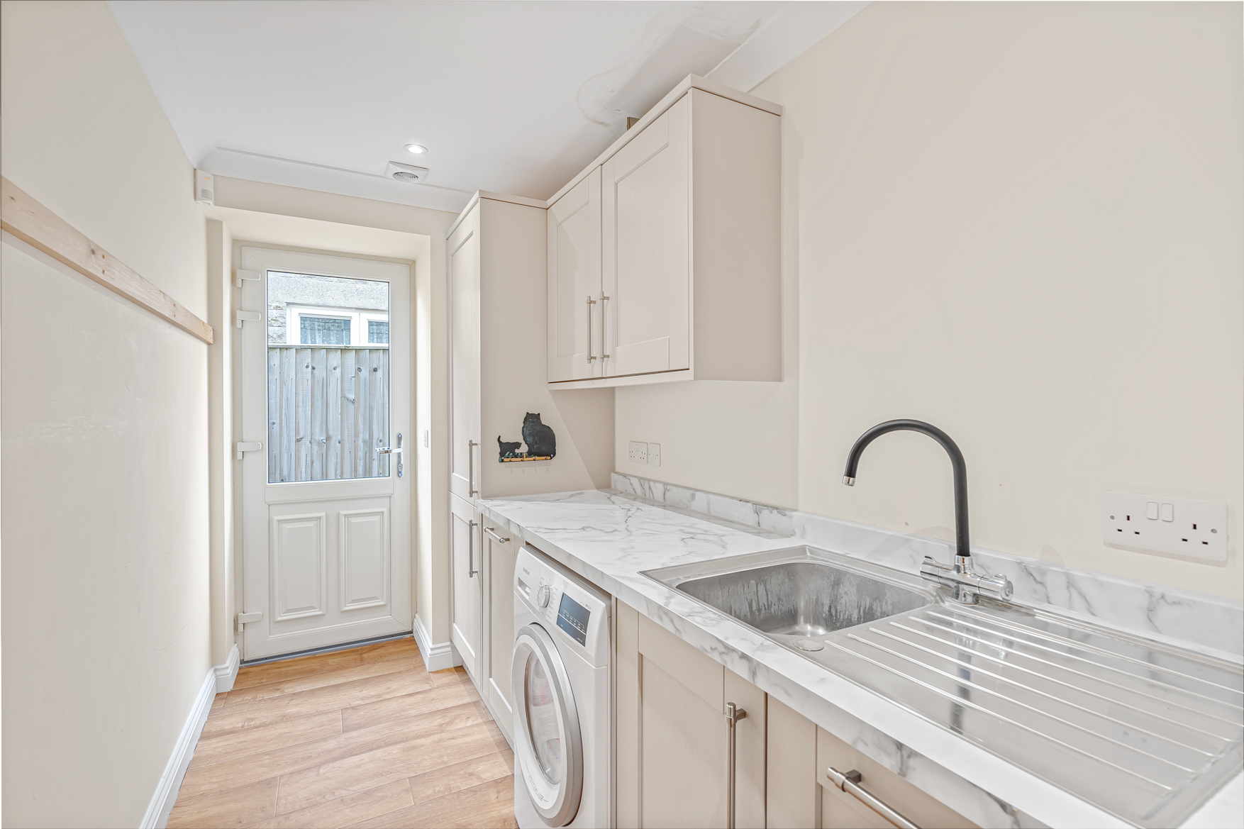 Sledges Rest, Lower End, Leafield, Witney, OX29 9QG, photo 6