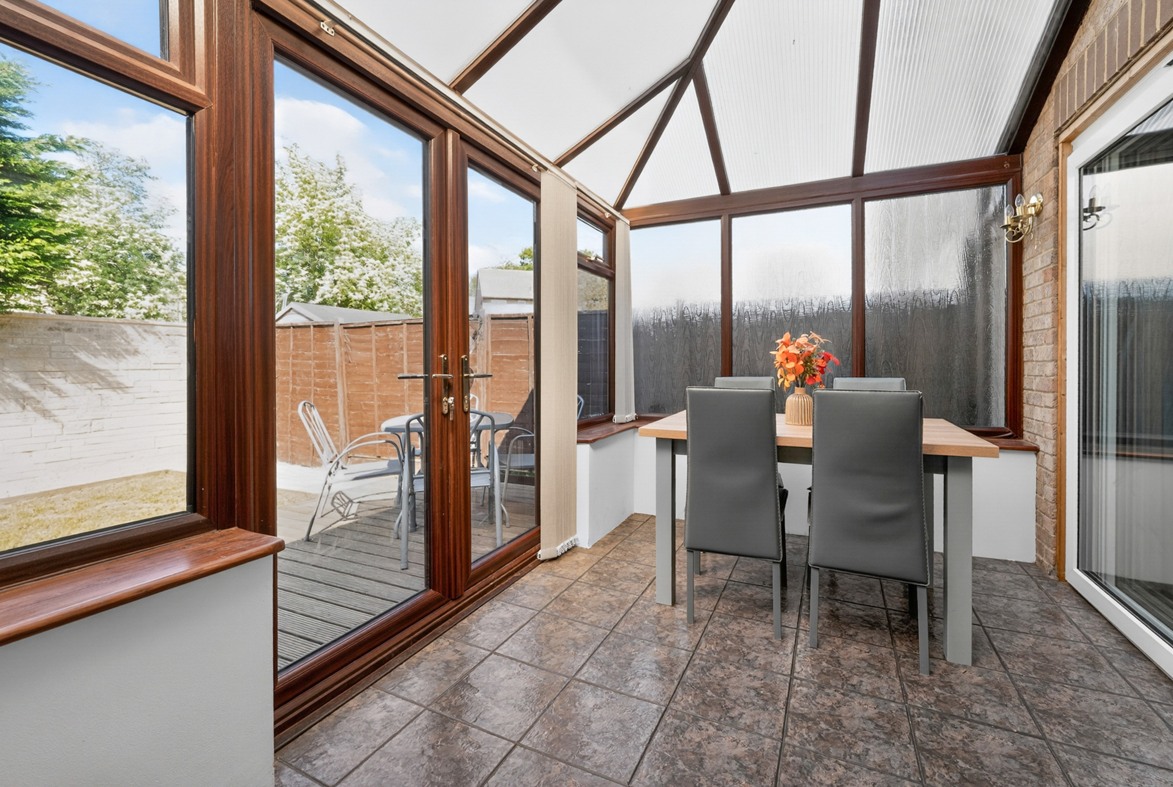 Thorney Leys, Witney, OX28, photo 11