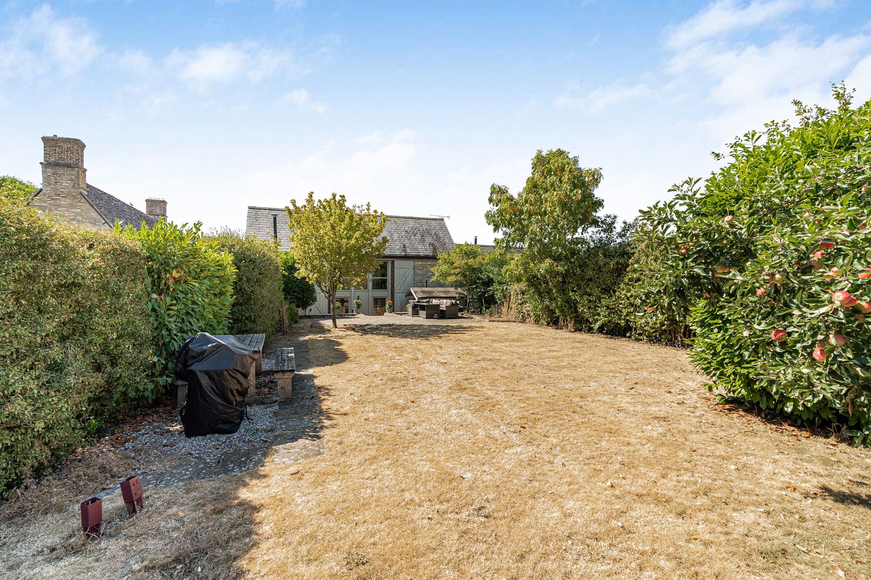 The Old Barn, The Courtyard, Leafield Road, Crawley, OX29, photo 25