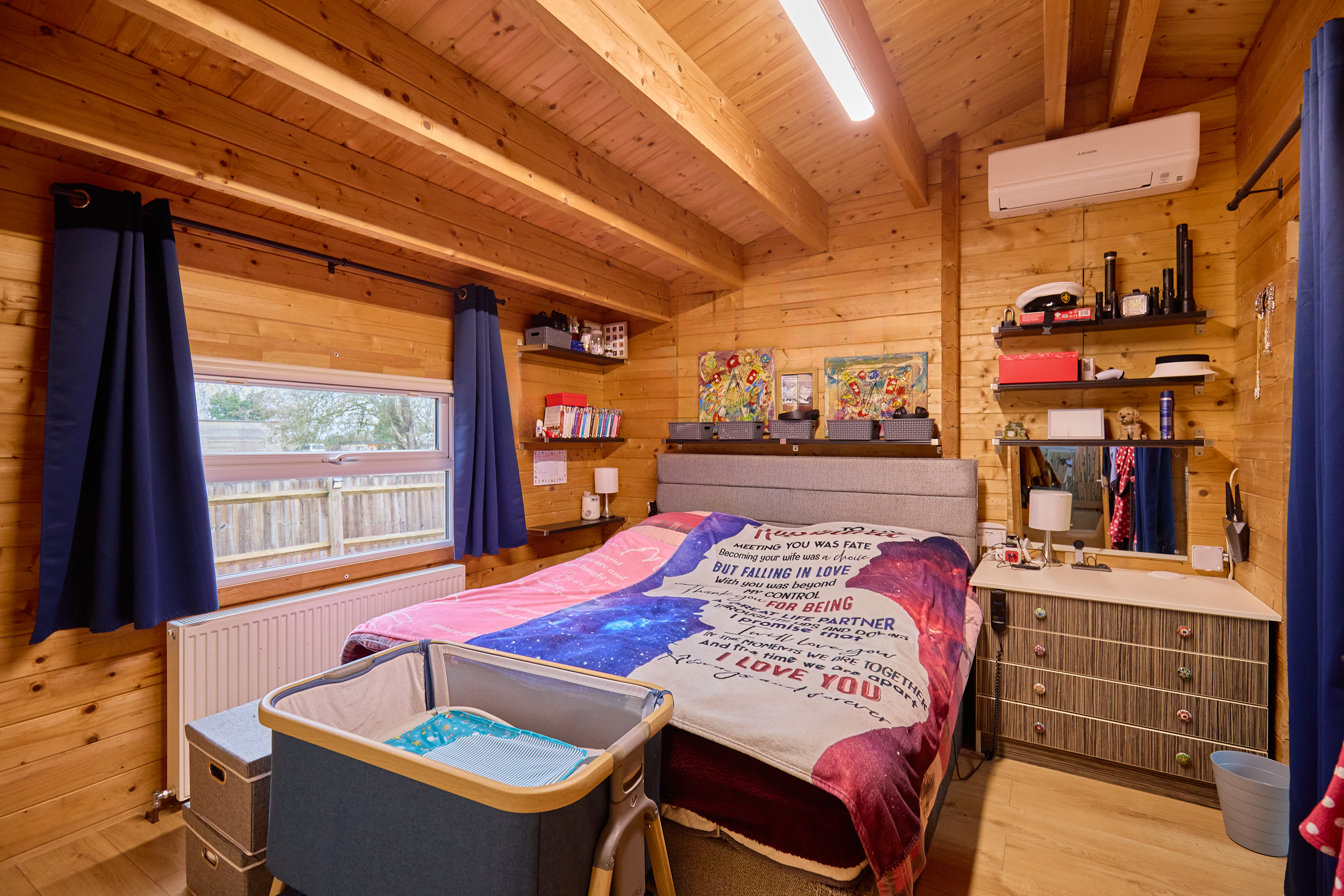 Cabin - Bedroom