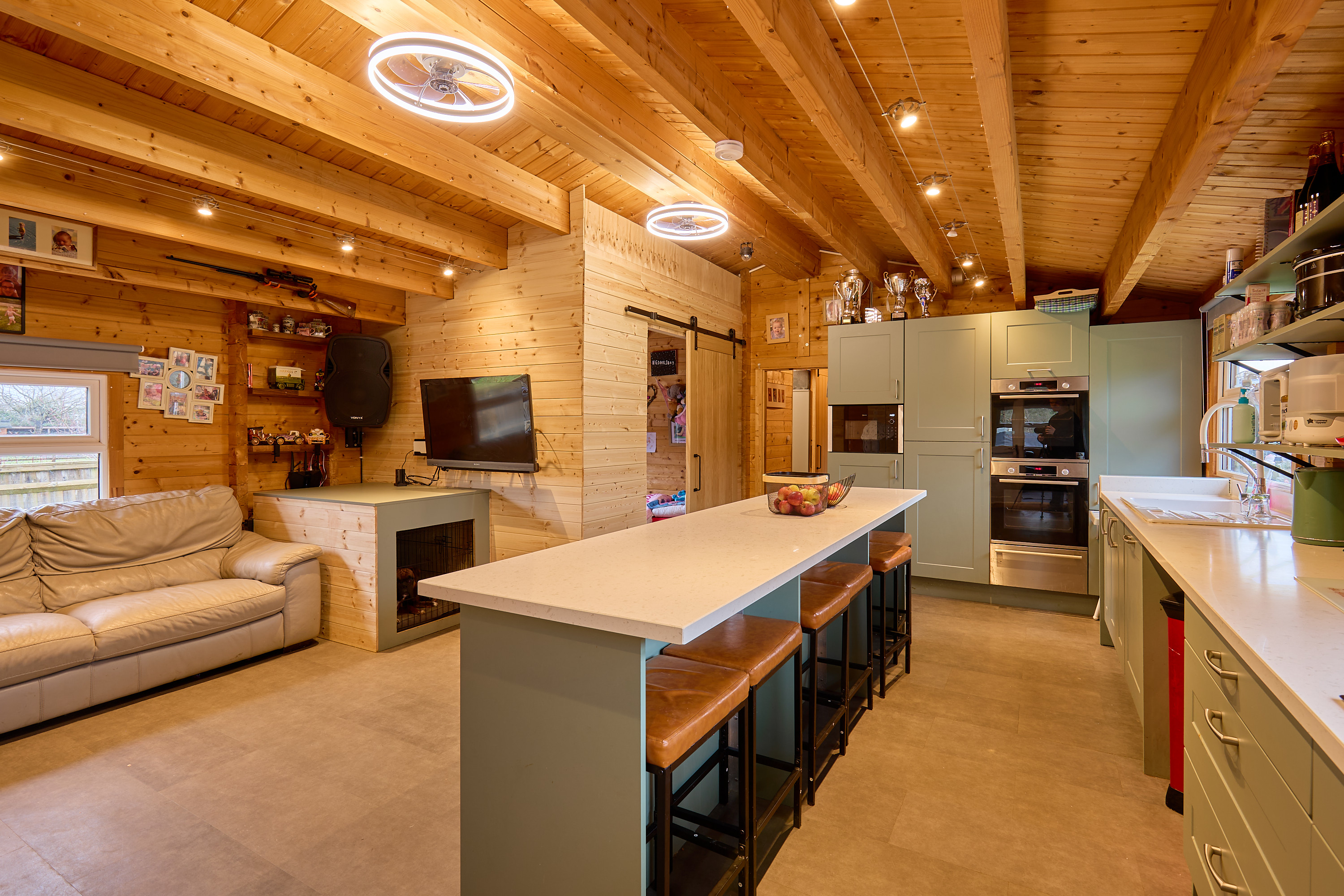 Cabin - Kitchen