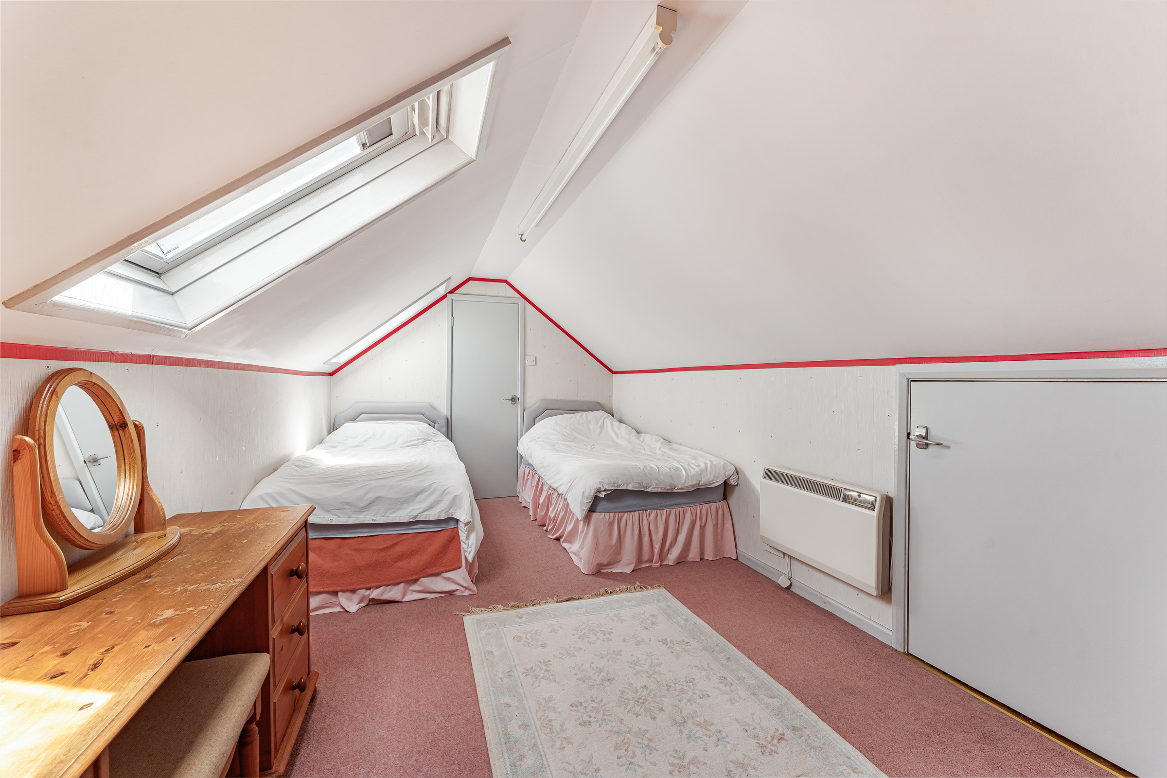 Manor Crescent, Standlake, OX29, photo 14