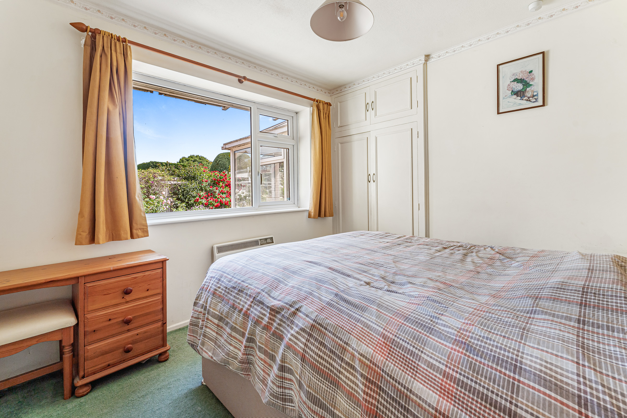 Manor Crescent, Standlake, OX29, photo 8