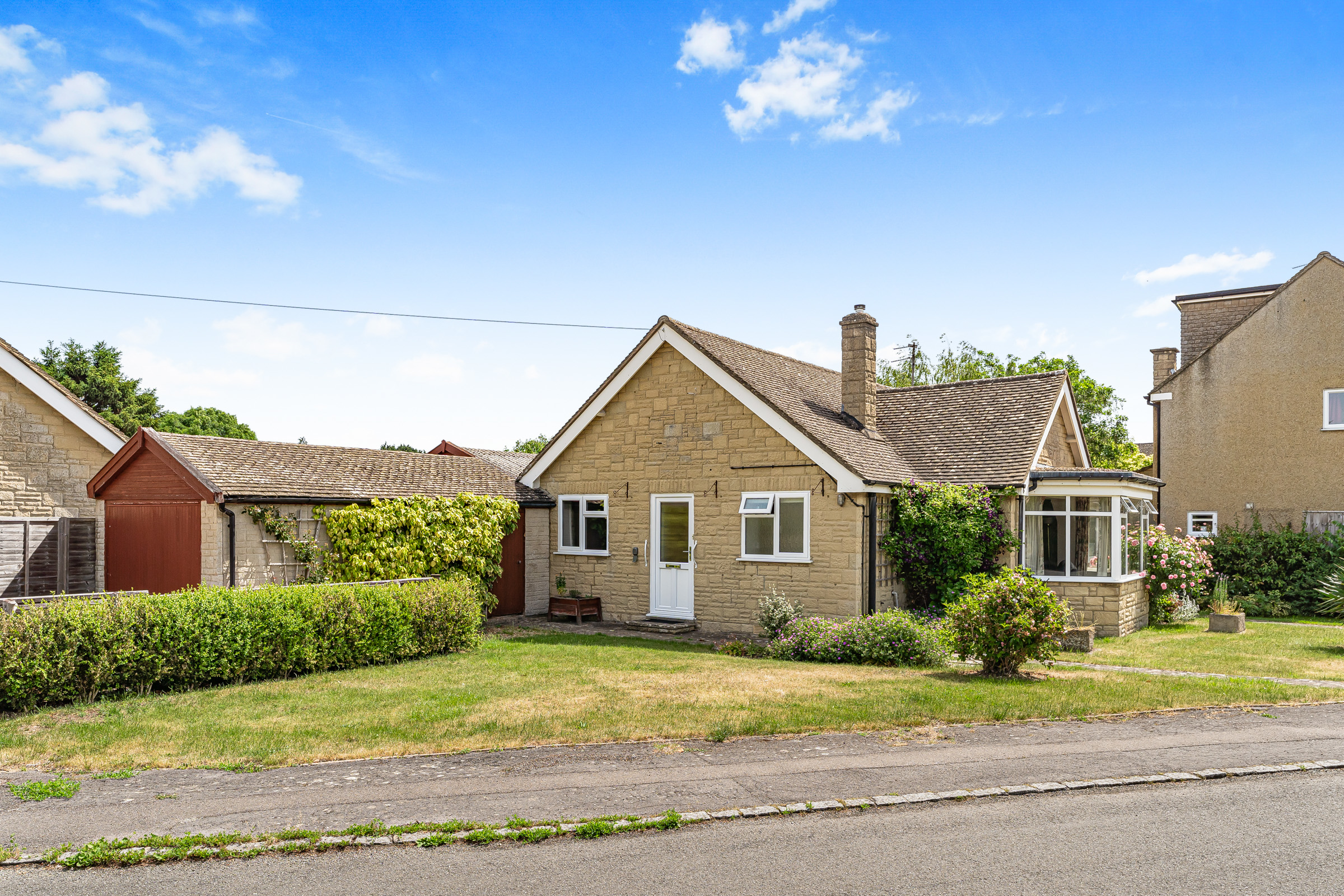 Manor Crescent, Standlake, OX29, photo 23