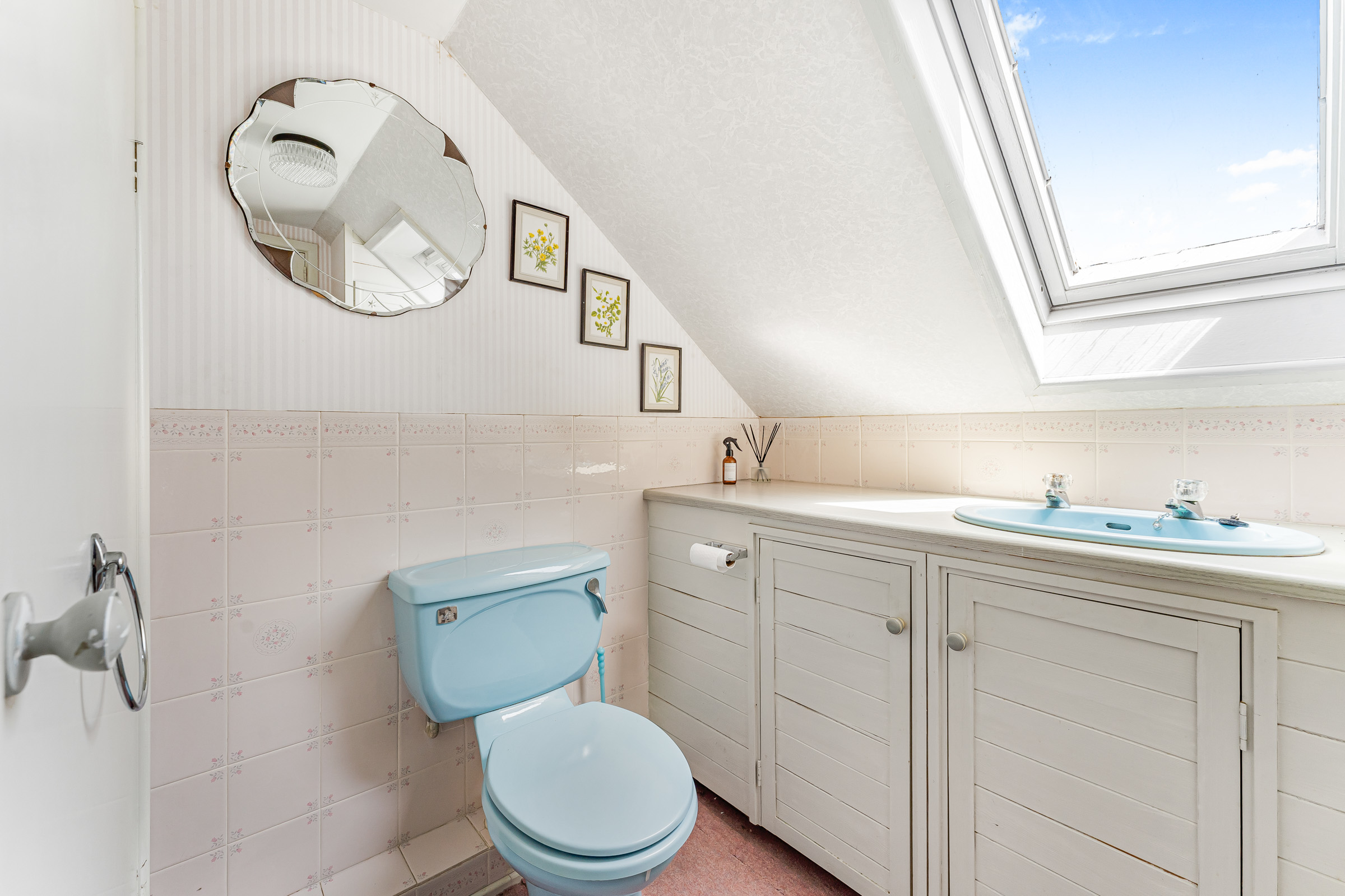 Manor Crescent, Standlake, OX29, photo 12