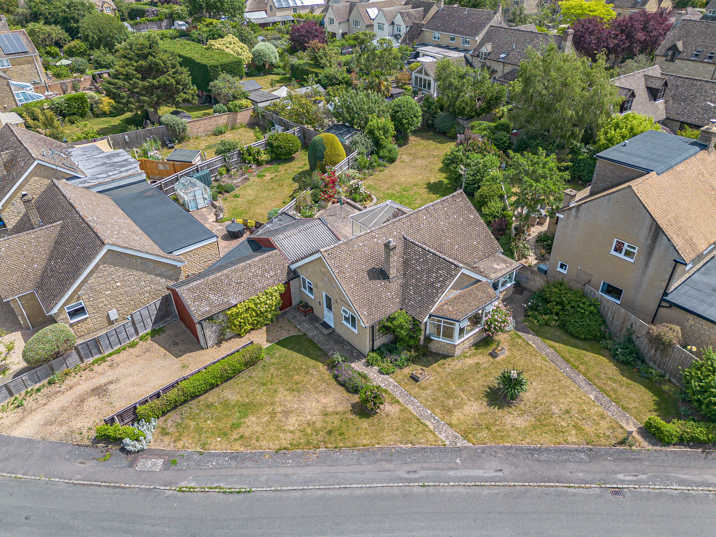 Manor Crescent, Standlake, OX29, photo 31