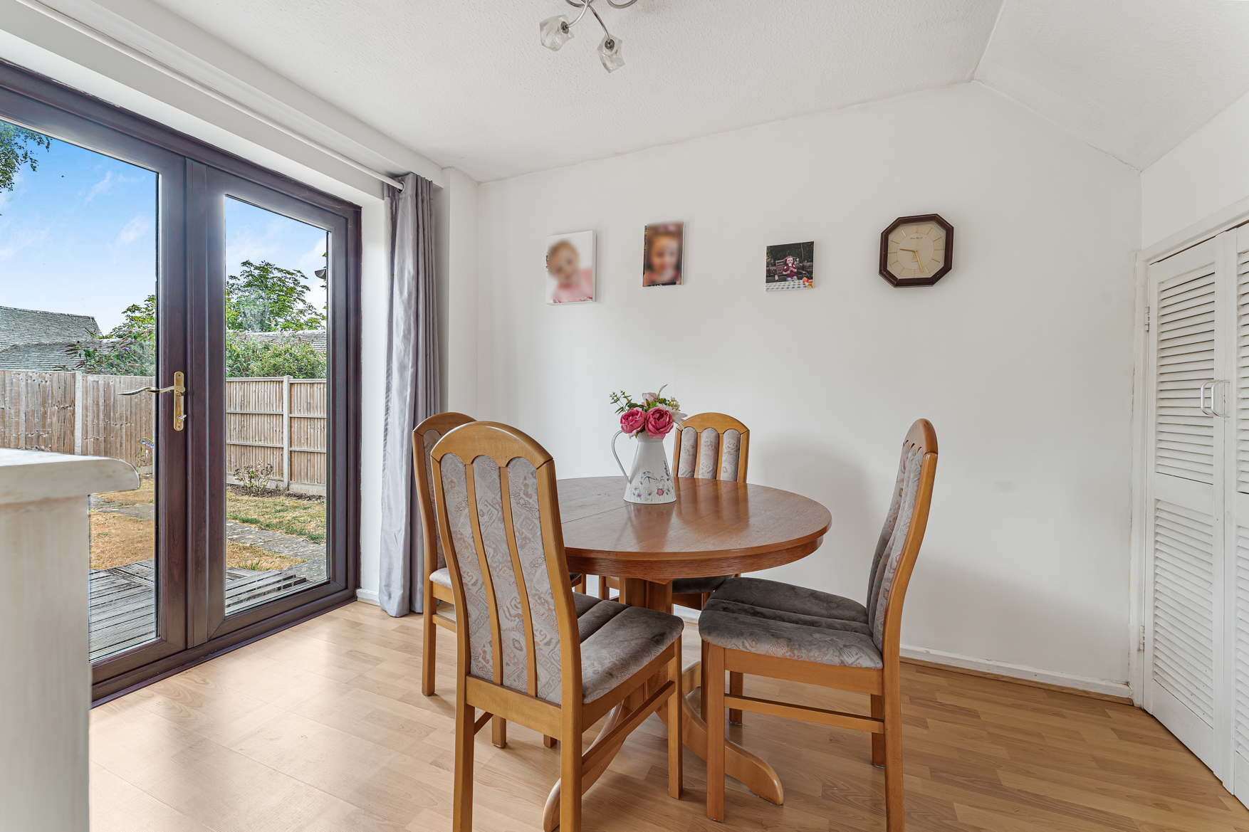 Thorney Leys, Witney, OX28, photo 9