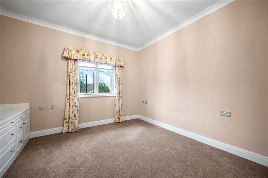 West Court, Hollins Hall, Killinghall, Harrogate, HG3, photo 12