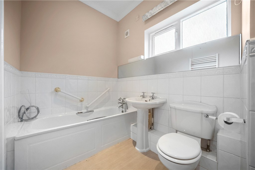 West Court, Hollins Hall, Killinghall, Harrogate, HG3, photo 7
