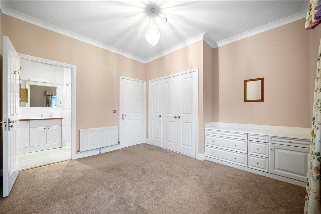 West Court, Hollins Hall, Killinghall, Harrogate, HG3, photo 6
