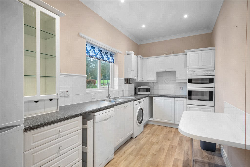 West Court, Hollins Hall, Killinghall, Harrogate, HG3, photo 4