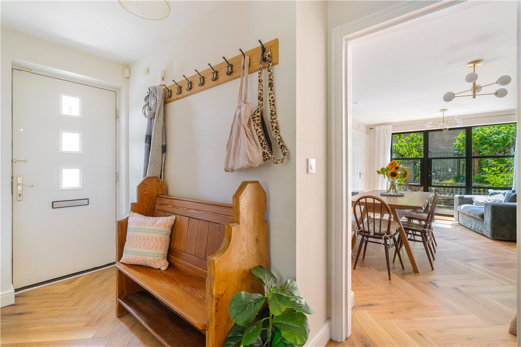 Kingsdale Avenue, Menston, Ilkley, West Yorkshire, LS29, photo 9